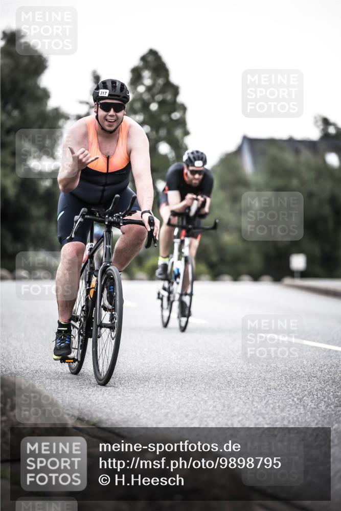 21.06.2026 - 29. Vierlanden-Triathlon H.Heesch http://msf.ph/oto/9898795 21.06.2026 10:05:54 Radfahren 159, 317, 346 meine-sportfotos.de