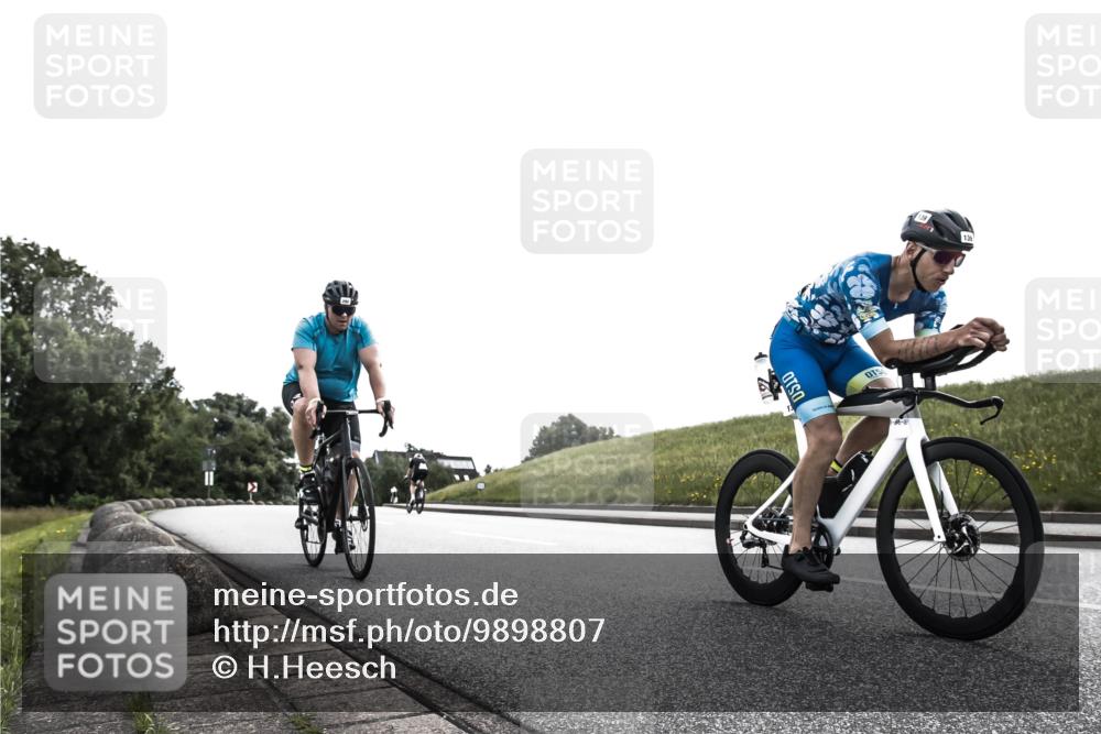 21.06.2026 - 29. Vierlanden-Triathlon H.Heesch http://msf.ph/oto/9898807 21.06.2026 10:47:06 Radfahren 139, 292, 422, 439, 609 meine-sportfotos.de