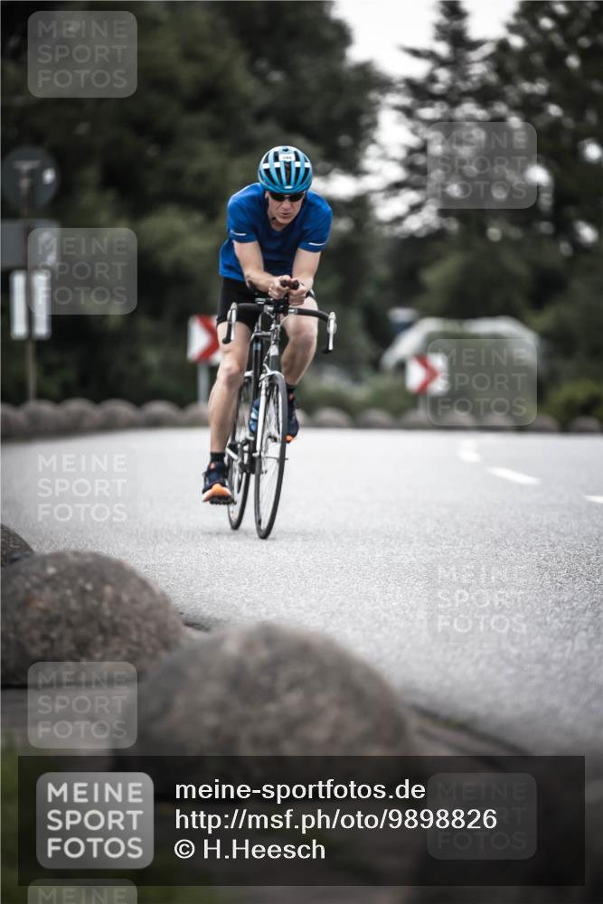 21.06.2026 - 29. Vierlanden-Triathlon H.Heesch http://msf.ph/oto/9898826 21.06.2026 10:05:59 Radfahren 346 meine-sportfotos.de