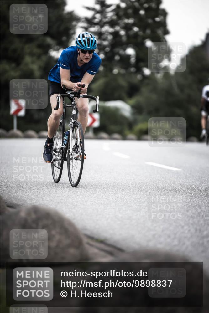 21.06.2026 - 29. Vierlanden-Triathlon H.Heesch http://msf.ph/oto/9898837 21.06.2026 10:05:59 Radfahren 346 meine-sportfotos.de