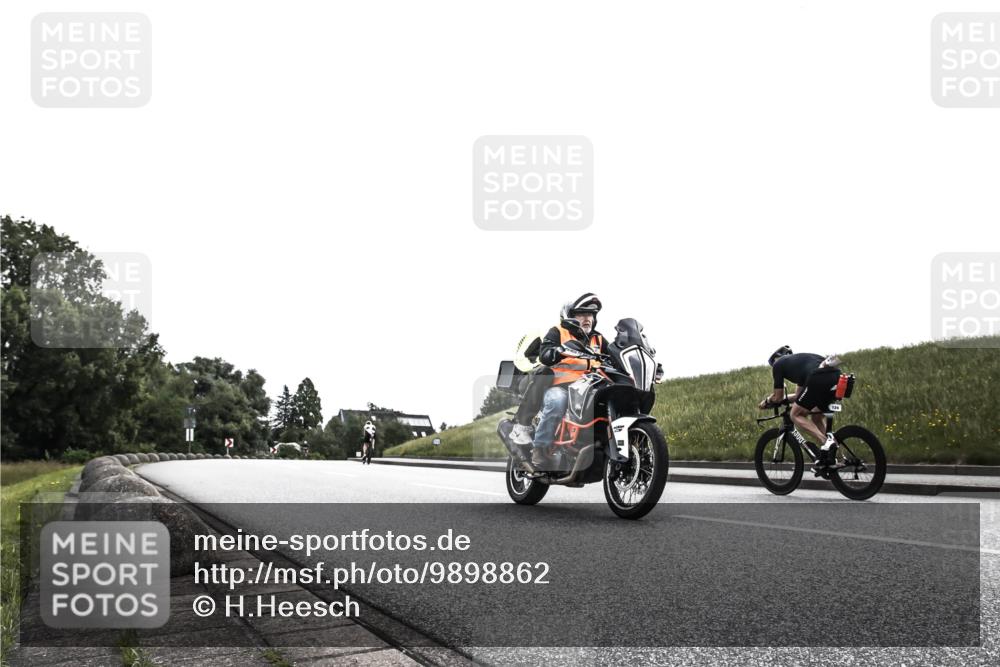 21.06.2026 - 29. Vierlanden-Triathlon H.Heesch http://msf.ph/oto/9898862 21.06.2026 10:48:31 Radfahren 225, 369, 477, 1354 meine-sportfotos.de