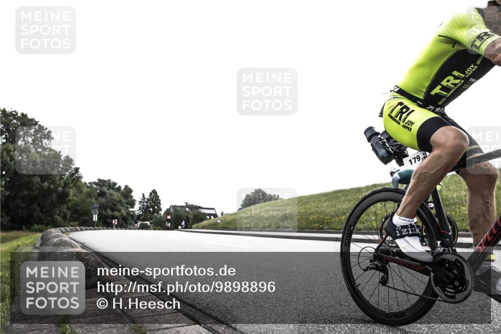 21.06.2026 - 29. Vierlanden-Triathlon H.Heesch http://msf.ph/oto/9898896 21.06.2026 10:48:54 Radfahren 179 meine-sportfotos.de