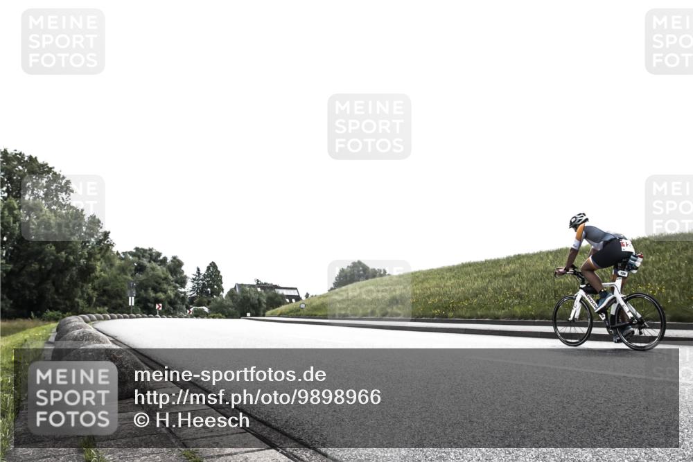 21.06.2026 - 29. Vierlanden-Triathlon H.Heesch http://msf.ph/oto/9898966 21.06.2026 10:50:57 Radfahren 126, 435, 463 meine-sportfotos.de