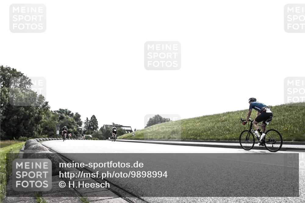 21.06.2026 - 29. Vierlanden-Triathlon H.Heesch http://msf.ph/oto/9898994 21.06.2026 10:51:20 Radfahren 63, 295, 401, 423, 480, 564, 602 meine-sportfotos.de