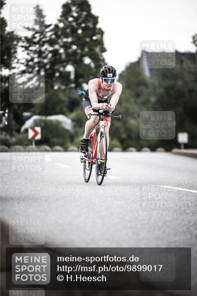 21.06.2026 - 29. Vierlanden-Triathlon H.Heesch http://msf.ph/oto/9899017 21.06.2026 10:06:28 Radfahren 147, 165, 360, 381 meine-sportfotos.de