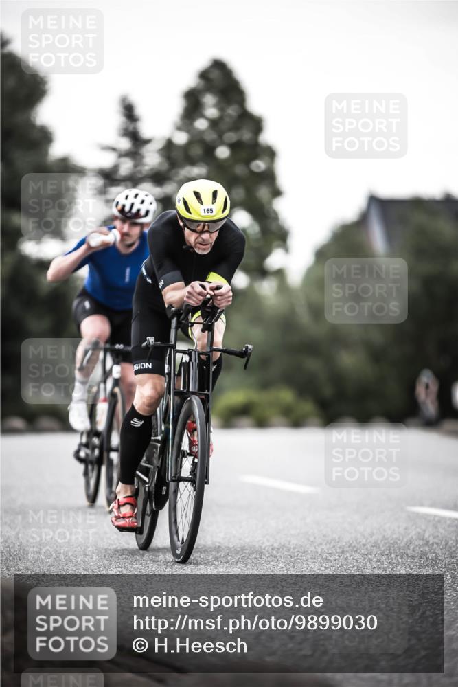 21.06.2026 - 29. Vierlanden-Triathlon H.Heesch http://msf.ph/oto/9899030 21.06.2026 10:06:29 Radfahren 147, 165, 360, 381 meine-sportfotos.de