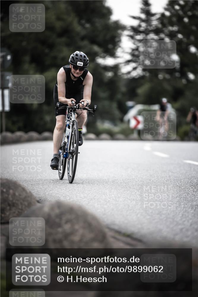 21.06.2026 - 29. Vierlanden-Triathlon H.Heesch http://msf.ph/oto/9899062 21.06.2026 10:06:38 Radfahren 243, 306, 349, 361 meine-sportfotos.de