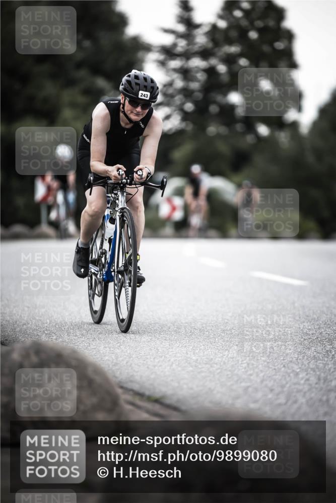 21.06.2026 - 29. Vierlanden-Triathlon H.Heesch http://msf.ph/oto/9899080 21.06.2026 10:06:38 Radfahren 243, 306, 349, 361 meine-sportfotos.de