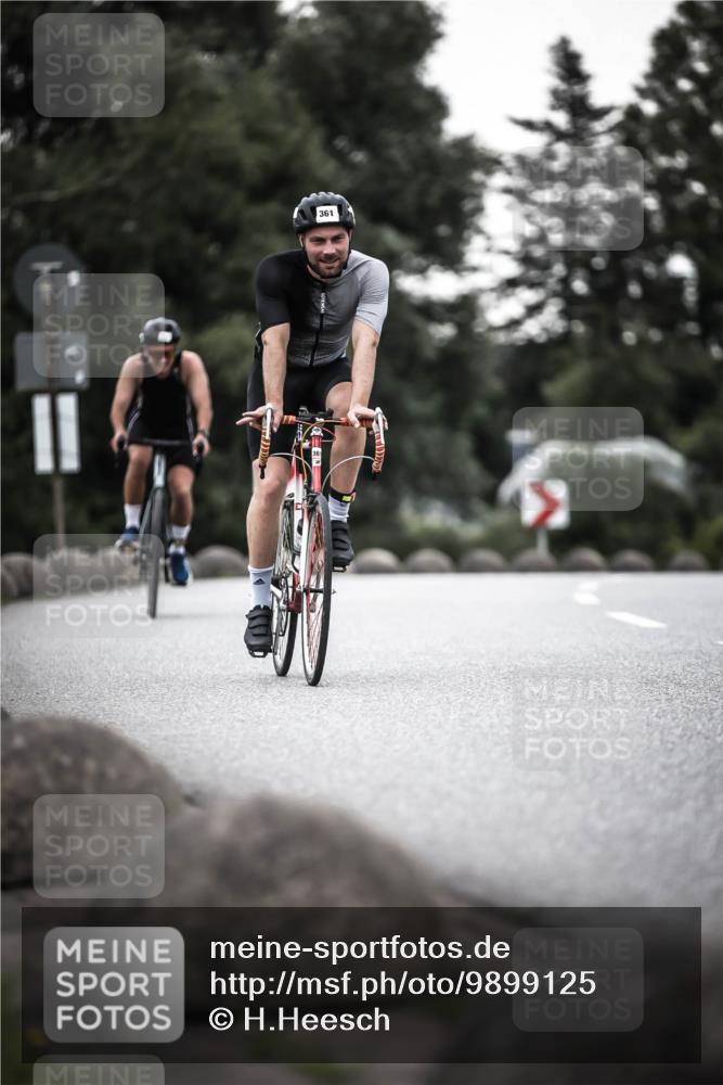 21.06.2026 - 29. Vierlanden-Triathlon H.Heesch http://msf.ph/oto/9899125 21.06.2026 10:06:43 Radfahren 199, 306, 349, 361 meine-sportfotos.de