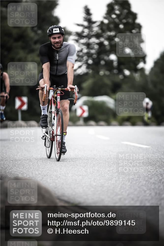 21.06.2026 - 29. Vierlanden-Triathlon H.Heesch http://msf.ph/oto/9899145 21.06.2026 10:06:44 Radfahren 199, 306, 349, 361 meine-sportfotos.de