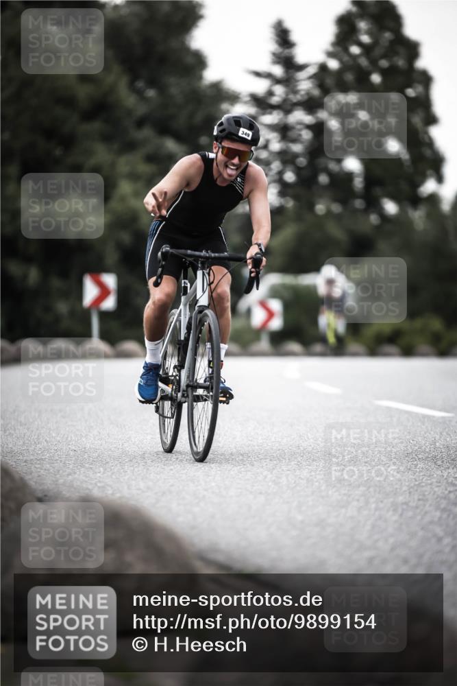 21.06.2026 - 29. Vierlanden-Triathlon H.Heesch http://msf.ph/oto/9899154 21.06.2026 10:06:45 Radfahren 199, 306, 349, 361 meine-sportfotos.de