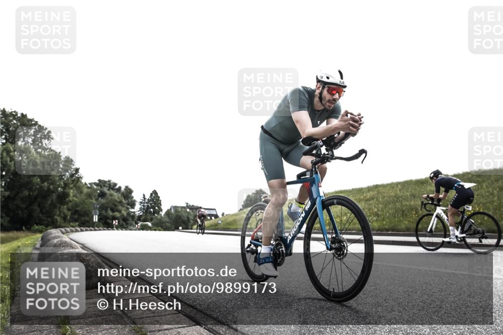 21.06.2026 - 29. Vierlanden-Triathlon H.Heesch http://msf.ph/oto/9899173 21.06.2026 10:53:18 Radfahren 135, 168 meine-sportfotos.de
