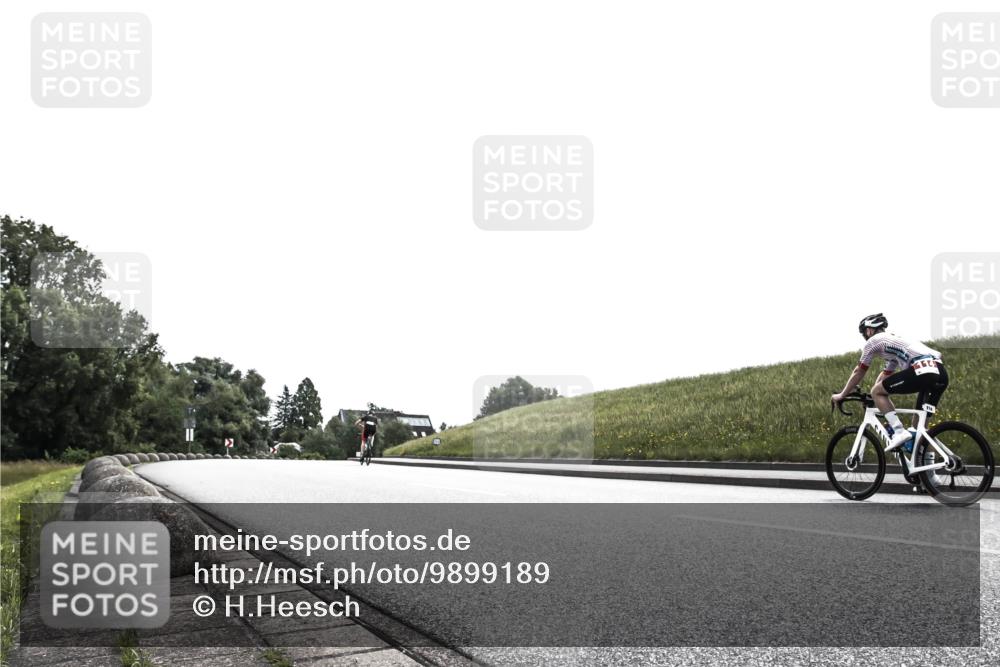 21.06.2026 - 29. Vierlanden-Triathlon H.Heesch http://msf.ph/oto/9899189 21.06.2026 10:53:35 Radfahren  meine-sportfotos.de