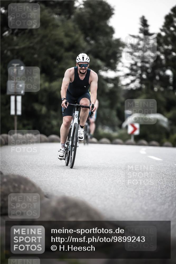 21.06.2026 - 29. Vierlanden-Triathlon H.Heesch http://msf.ph/oto/9899243 21.06.2026 10:07:06 Radfahren 83, 344, 348 meine-sportfotos.de