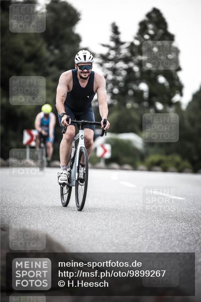 21.06.2026 - 29. Vierlanden-Triathlon H.Heesch http://msf.ph/oto/9899267 21.06.2026 10:07:06 Radfahren 83, 344, 348 meine-sportfotos.de
