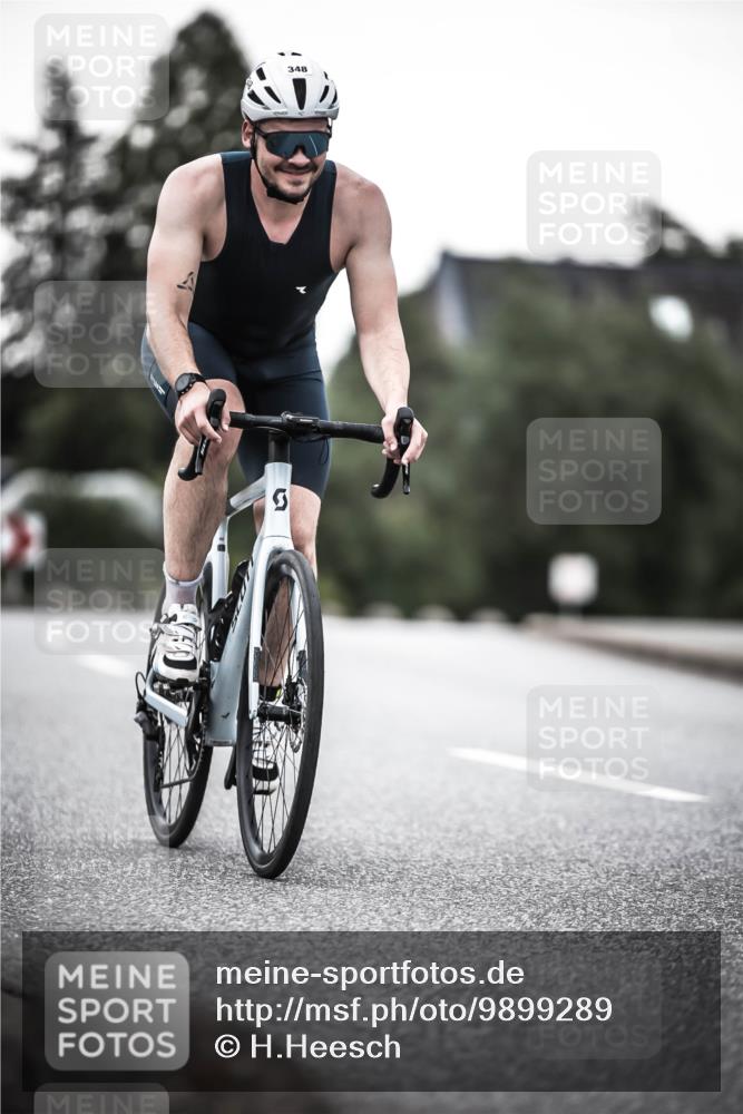 21.06.2026 - 29. Vierlanden-Triathlon H.Heesch http://msf.ph/oto/9899289 21.06.2026 10:07:07 Radfahren 83, 344, 348 meine-sportfotos.de