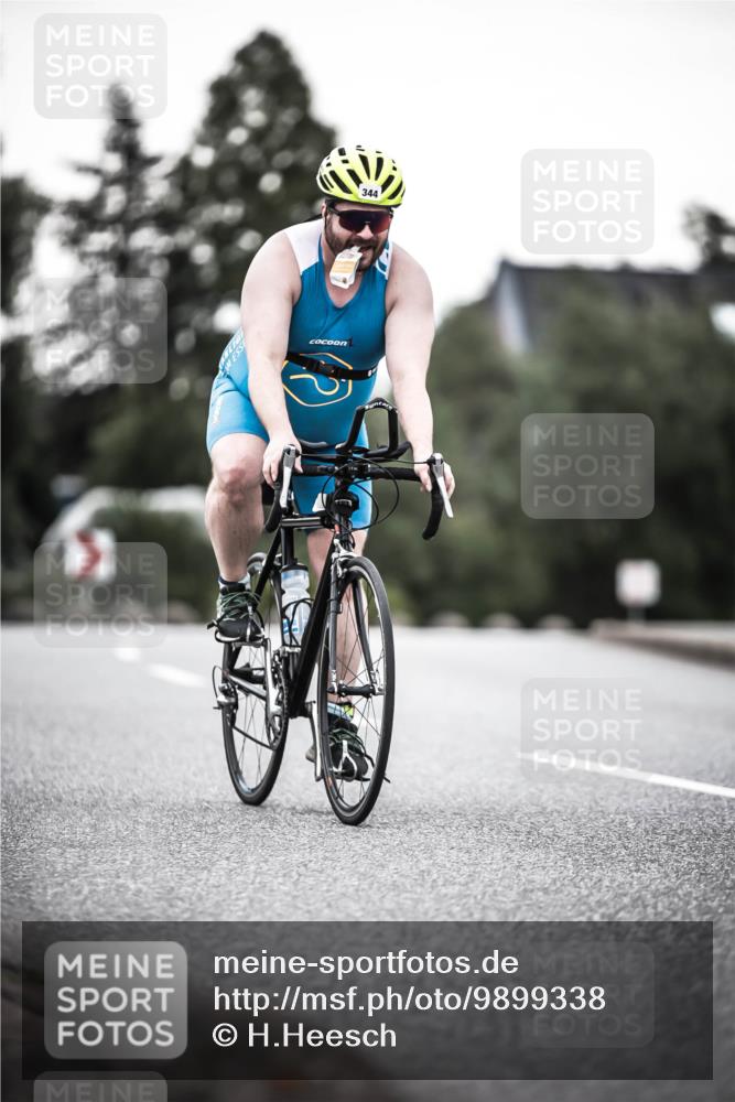 21.06.2026 - 29. Vierlanden-Triathlon H.Heesch http://msf.ph/oto/9899338 21.06.2026 10:07:10 Radfahren 83, 344, 348 meine-sportfotos.de