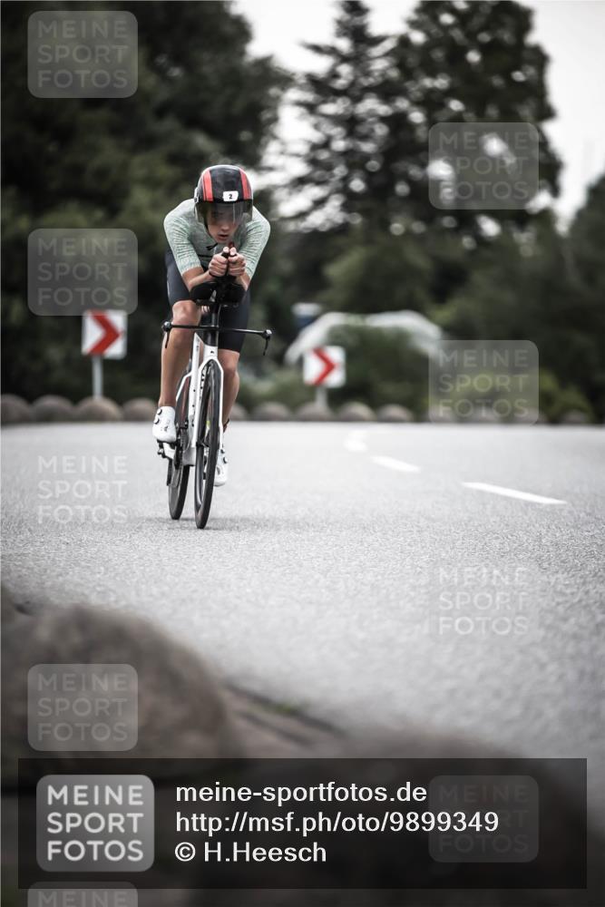 21.06.2026 - 29. Vierlanden-Triathlon H.Heesch http://msf.ph/oto/9899349 21.06.2026 10:07:23 Radfahren 2, 68, 270 meine-sportfotos.de