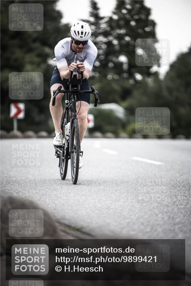 21.06.2026 - 29. Vierlanden-Triathlon H.Heesch http://msf.ph/oto/9899421 21.06.2026 10:07:26 Radfahren 2, 68, 88, 270 meine-sportfotos.de