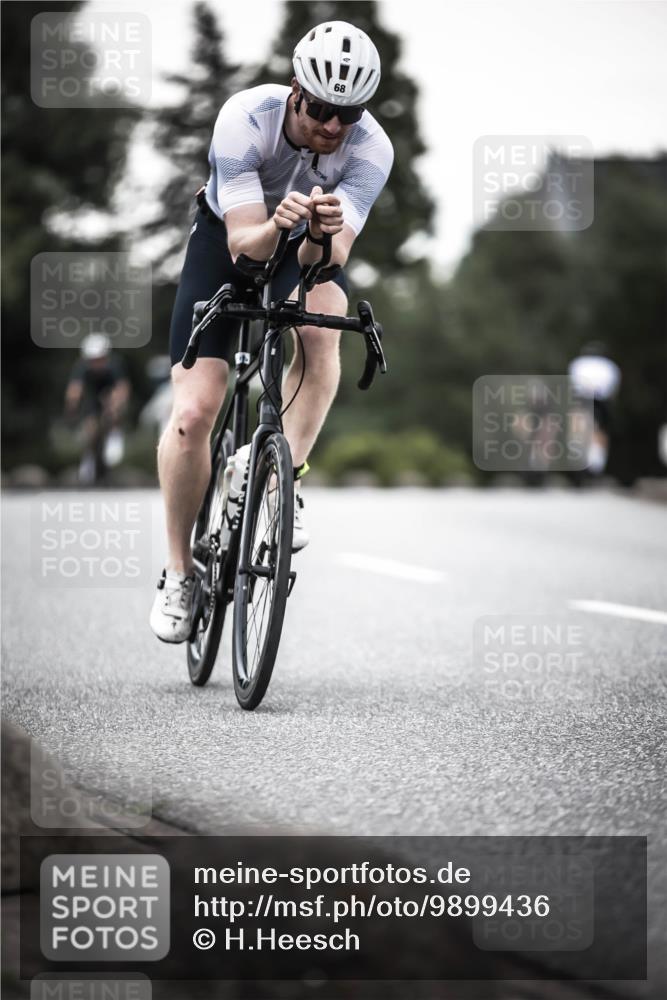 21.06.2026 - 29. Vierlanden-Triathlon H.Heesch http://msf.ph/oto/9899436 21.06.2026 10:07:26 Radfahren 2, 68, 88, 270 meine-sportfotos.de