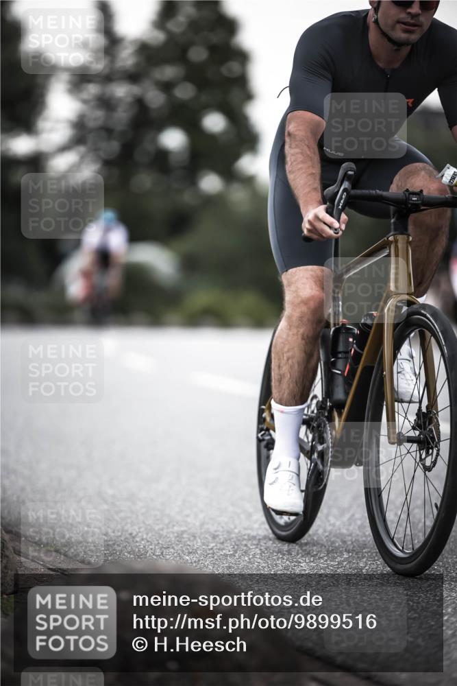 21.06.2026 - 29. Vierlanden-Triathlon H.Heesch http://msf.ph/oto/9899516 21.06.2026 10:07:32 Radfahren 88, 316, 347 meine-sportfotos.de