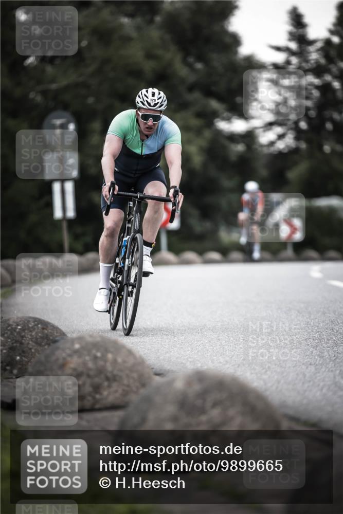 21.06.2026 - 29. Vierlanden-Triathlon H.Heesch http://msf.ph/oto/9899665 21.06.2026 10:07:56 Radfahren 7, 59, 104, 167, 220, 305, 320, 334 meine-sportfotos.de