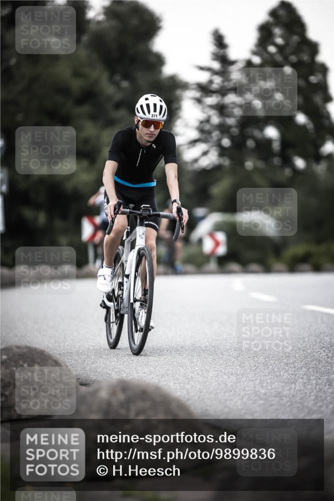 21.06.2026 - 29. Vierlanden-Triathlon H.Heesch http://msf.ph/oto/9899836 21.06.2026 10:08:08 Radfahren 38, 80, 371, 373 meine-sportfotos.de