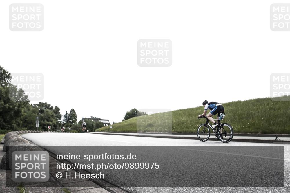 21.06.2026 - 29. Vierlanden-Triathlon H.Heesch http://msf.ph/oto/9899975 21.06.2026 12:36:05 Radfahren 854 meine-sportfotos.de