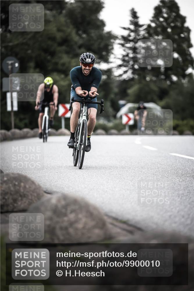 21.06.2026 - 29. Vierlanden-Triathlon H.Heesch http://msf.ph/oto/9900010 21.06.2026 10:08:30 Radfahren 67, 173, 358 meine-sportfotos.de