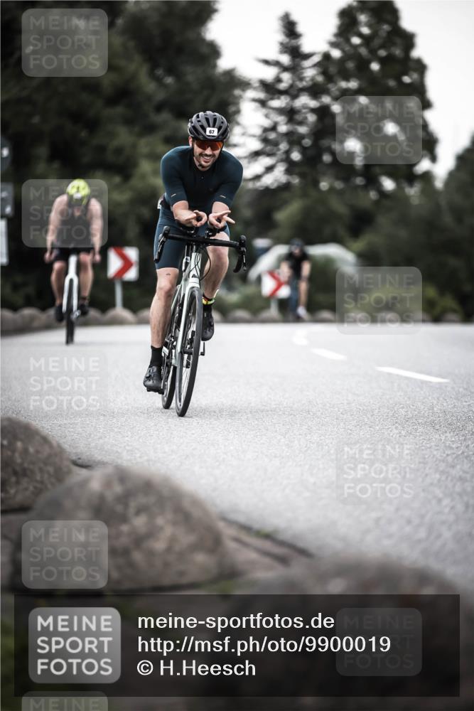 21.06.2026 - 29. Vierlanden-Triathlon H.Heesch http://msf.ph/oto/9900019 21.06.2026 10:08:30 Radfahren 67, 173, 358 meine-sportfotos.de