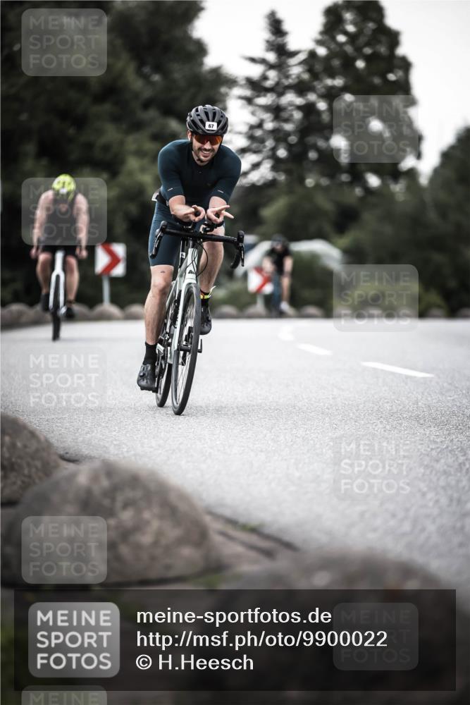 21.06.2026 - 29. Vierlanden-Triathlon H.Heesch http://msf.ph/oto/9900022 21.06.2026 10:08:30 Radfahren 67, 173, 358 meine-sportfotos.de