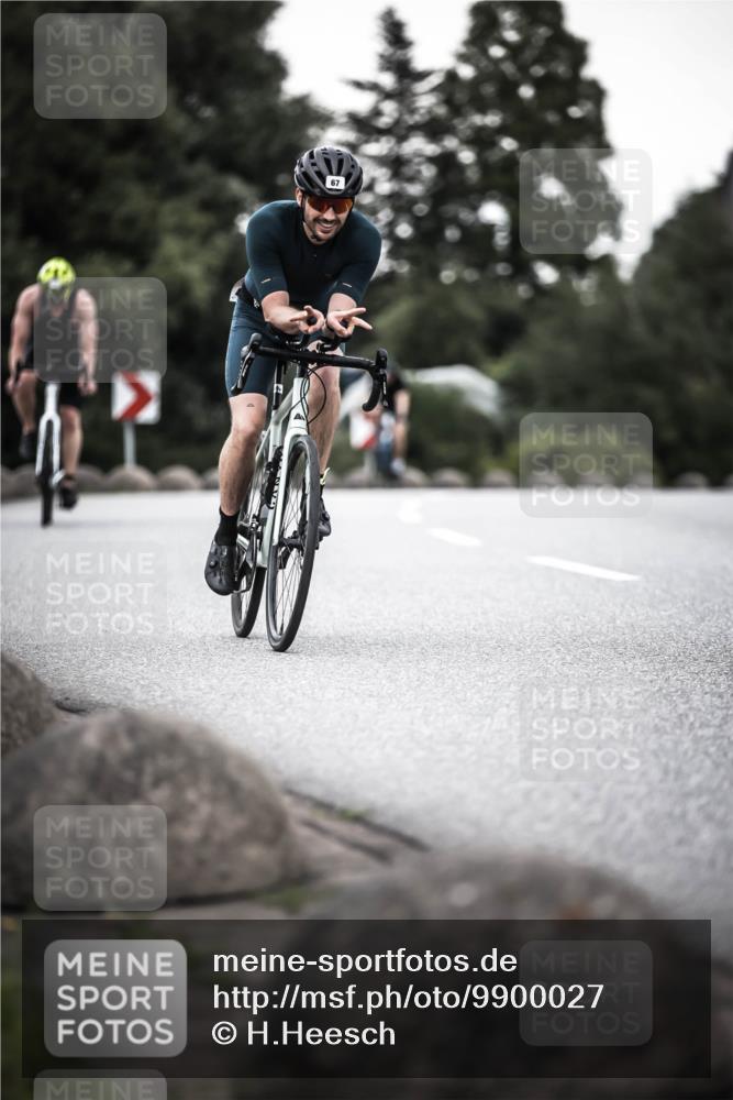21.06.2026 - 29. Vierlanden-Triathlon H.Heesch http://msf.ph/oto/9900027 21.06.2026 10:08:30 Radfahren 67, 173, 358 meine-sportfotos.de