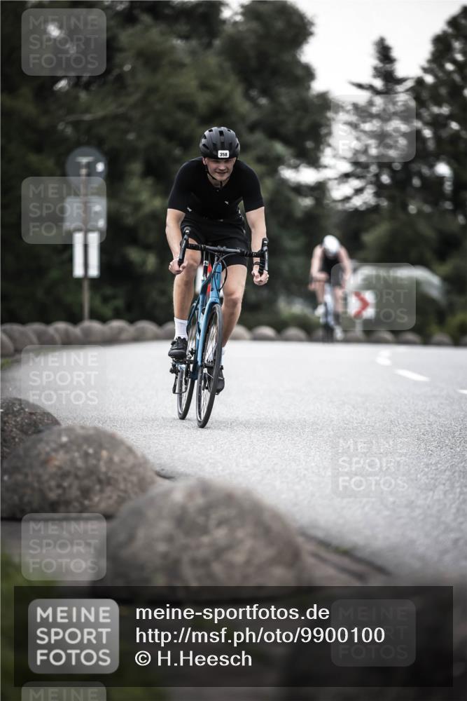 21.06.2026 - 29. Vierlanden-Triathlon H.Heesch http://msf.ph/oto/9900100 21.06.2026 10:08:36 Radfahren 82, 173, 358 meine-sportfotos.de