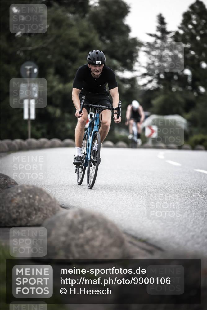 21.06.2026 - 29. Vierlanden-Triathlon H.Heesch http://msf.ph/oto/9900106 21.06.2026 10:08:36 Radfahren 82, 173, 358 meine-sportfotos.de