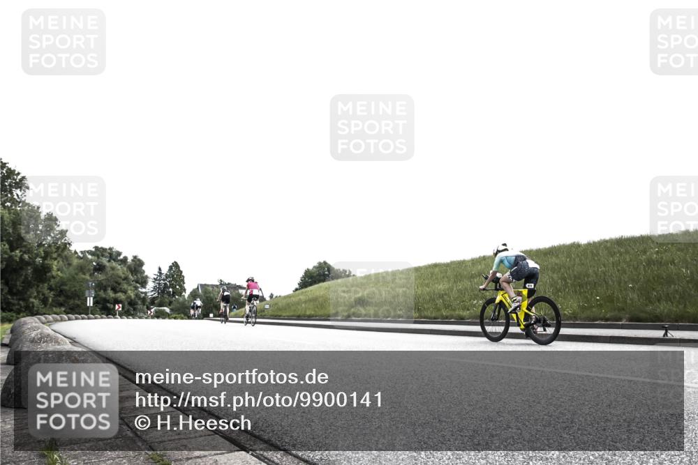 21.06.2026 - 29. Vierlanden-Triathlon H.Heesch http://msf.ph/oto/9900141 21.06.2026 12:45:55 Radfahren 748 meine-sportfotos.de