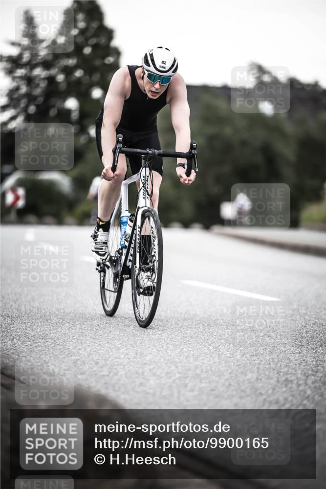 21.06.2026 - 29. Vierlanden-Triathlon H.Heesch http://msf.ph/oto/9900165 21.06.2026 10:08:40 Radfahren 82, 212, 277, 358 meine-sportfotos.de