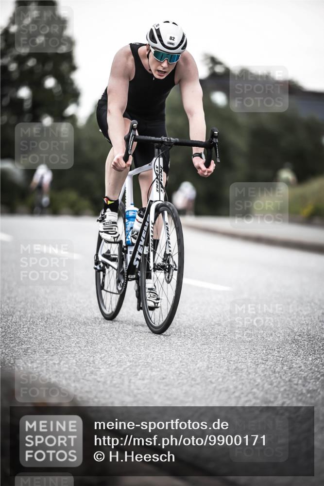 21.06.2026 - 29. Vierlanden-Triathlon H.Heesch http://msf.ph/oto/9900171 21.06.2026 10:08:41 Radfahren 82, 212, 277 meine-sportfotos.de