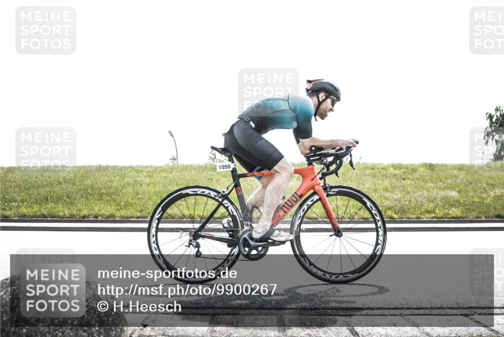 21.06.2026 - 29. Vierlanden-Triathlon H.Heesch http://msf.ph/oto/9900267 21.06.2026 13:06:05 Radfahren 1050, 1076 meine-sportfotos.de