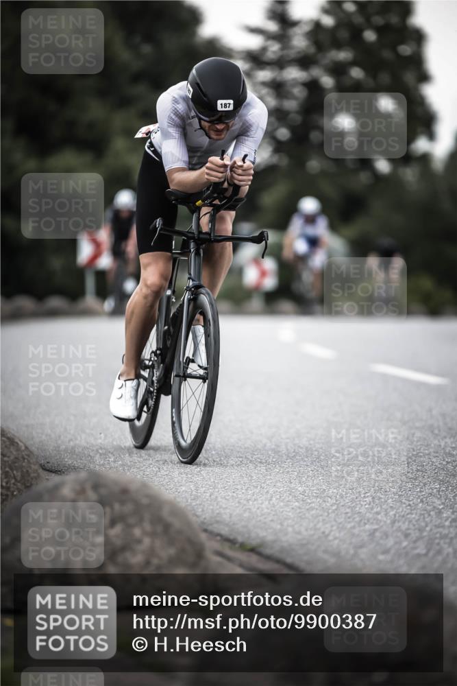 21.06.2026 - 29. Vierlanden-Triathlon H.Heesch http://msf.ph/oto/9900387 21.06.2026 10:09:18 Radfahren 25, 153, 187, 191, 303 meine-sportfotos.de