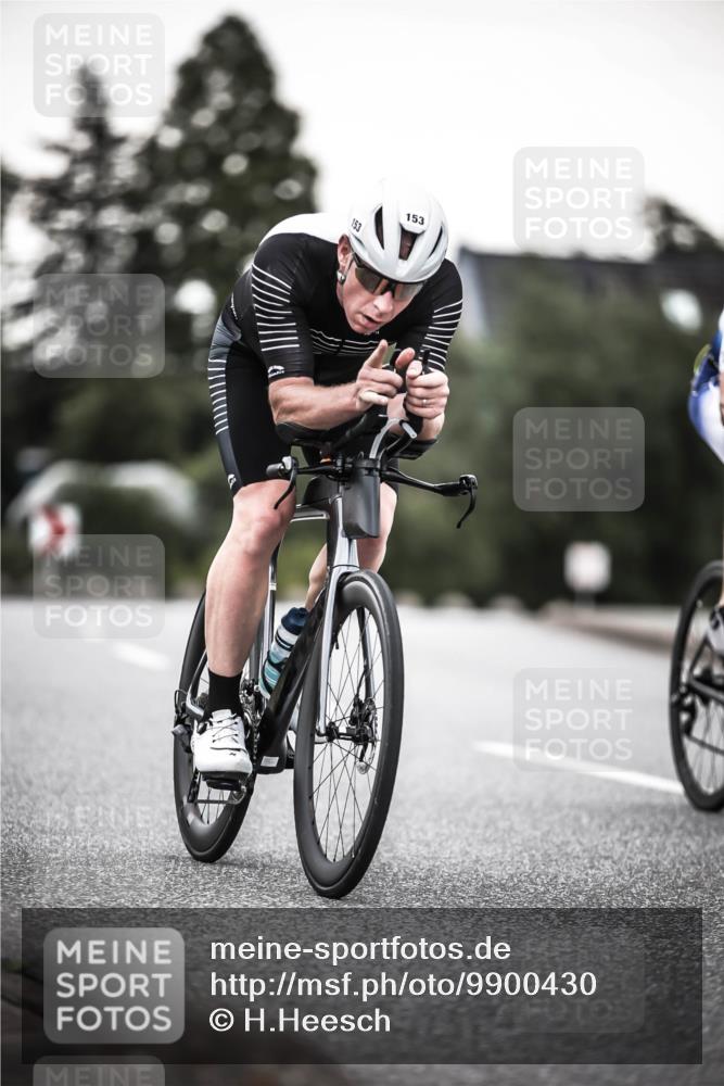 21.06.2026 - 29. Vierlanden-Triathlon H.Heesch http://msf.ph/oto/9900430 21.06.2026 10:09:22 Radfahren 25, 153, 191, 303 meine-sportfotos.de