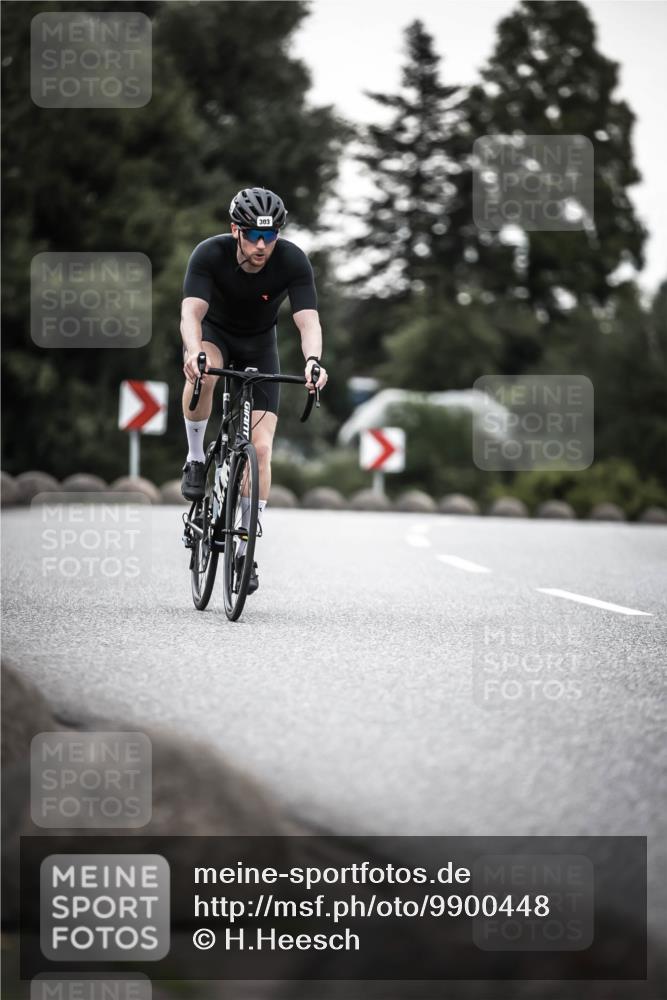 21.06.2026 - 29. Vierlanden-Triathlon H.Heesch http://msf.ph/oto/9900448 21.06.2026 10:09:24 Radfahren 25, 153, 191, 303 meine-sportfotos.de