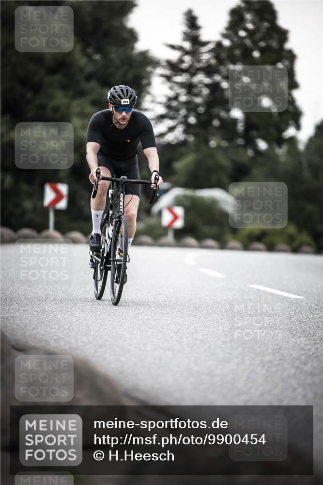 21.06.2026 - 29. Vierlanden-Triathlon H.Heesch http://msf.ph/oto/9900454 21.06.2026 10:09:24 Radfahren 25, 153, 191, 303 meine-sportfotos.de