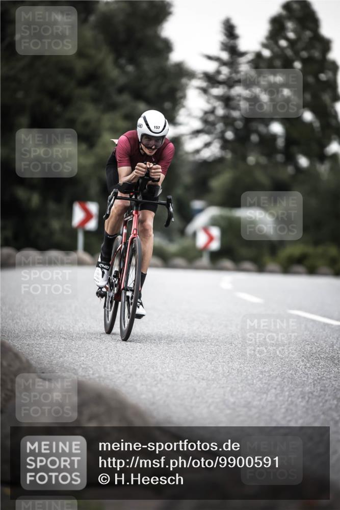 21.06.2026 - 29. Vierlanden-Triathlon H.Heesch http://msf.ph/oto/9900591 21.06.2026 10:09:40 Radfahren 18, 121, 122, 157, 225 meine-sportfotos.de