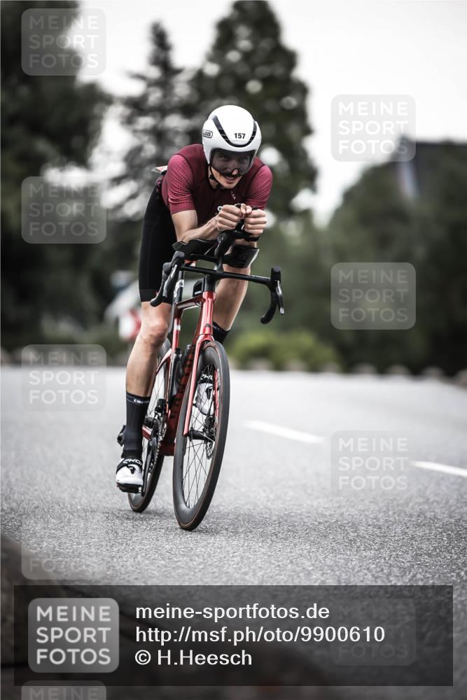 21.06.2026 - 29. Vierlanden-Triathlon H.Heesch http://msf.ph/oto/9900610 21.06.2026 10:09:41 Radfahren 18, 121, 157 meine-sportfotos.de