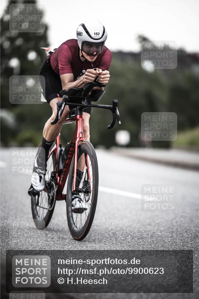 21.06.2026 - 29. Vierlanden-Triathlon H.Heesch http://msf.ph/oto/9900623 21.06.2026 10:09:41 Radfahren 18, 121, 157 meine-sportfotos.de