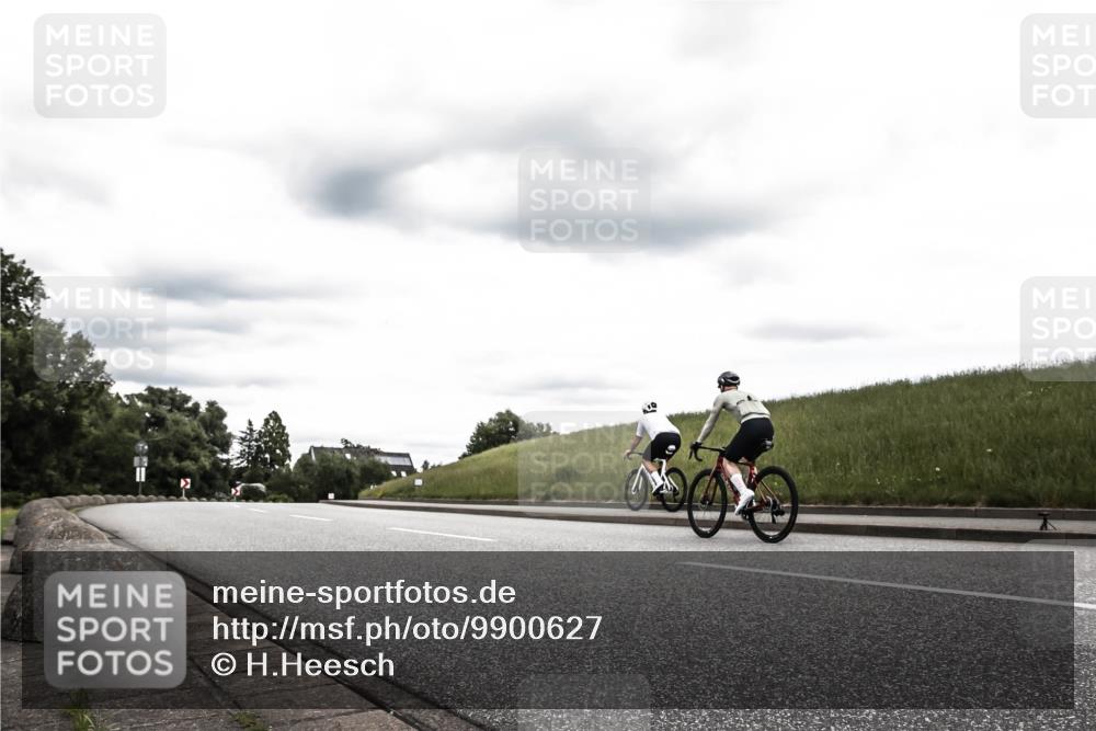 21.06.2026 - 29. Vierlanden-Triathlon H.Heesch http://msf.ph/oto/9900627 21.06.2026 14:34:29 Radfahren  meine-sportfotos.de