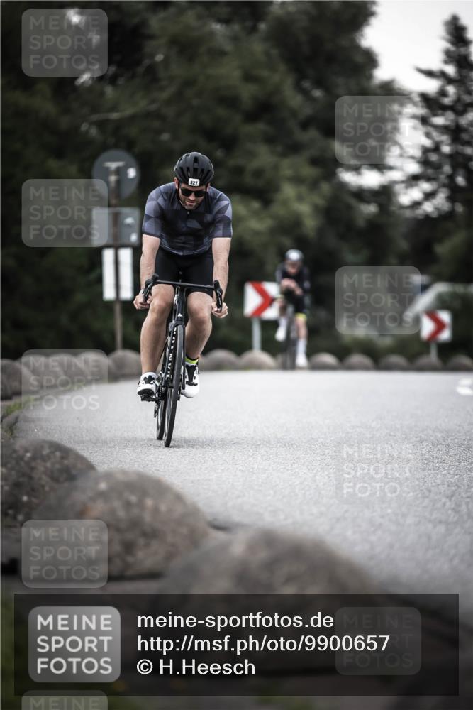 21.06.2026 - 29. Vierlanden-Triathlon H.Heesch http://msf.ph/oto/9900657 21.06.2026 10:09:50 Radfahren 40, 69, 309, 327 meine-sportfotos.de