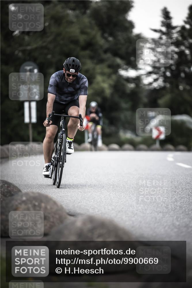 21.06.2026 - 29. Vierlanden-Triathlon H.Heesch http://msf.ph/oto/9900669 21.06.2026 10:09:50 Radfahren 40, 69, 309, 327 meine-sportfotos.de