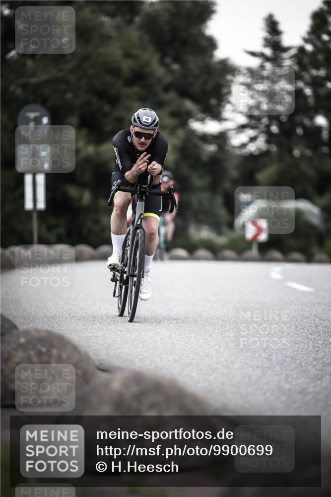 21.06.2026 - 29. Vierlanden-Triathlon H.Heesch http://msf.ph/oto/9900699 21.06.2026 10:09:53 Radfahren 40, 69, 309, 327 meine-sportfotos.de