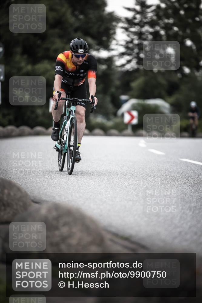 21.06.2026 - 29. Vierlanden-Triathlon H.Heesch http://msf.ph/oto/9900750 21.06.2026 10:09:57 Radfahren 29, 40, 69, 309 meine-sportfotos.de